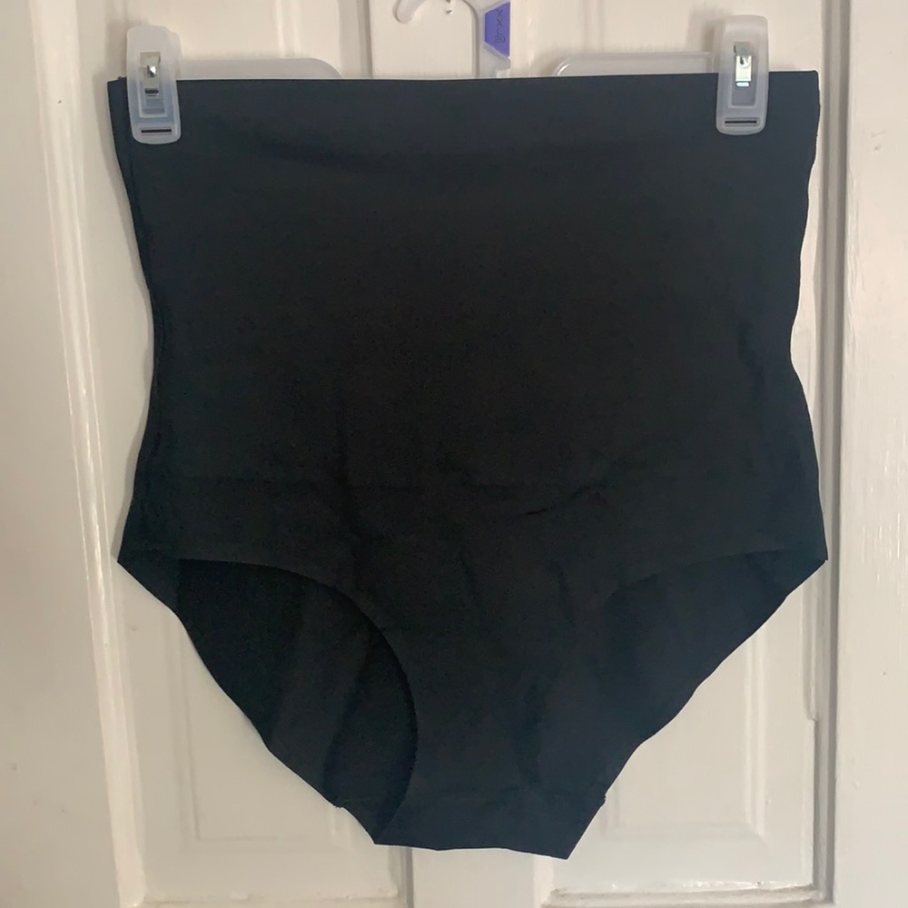 Youmita 2x shape wear, never worn!